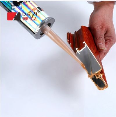 Cola líquida para a construção fácil e segura de quadros de imagem sem unhas